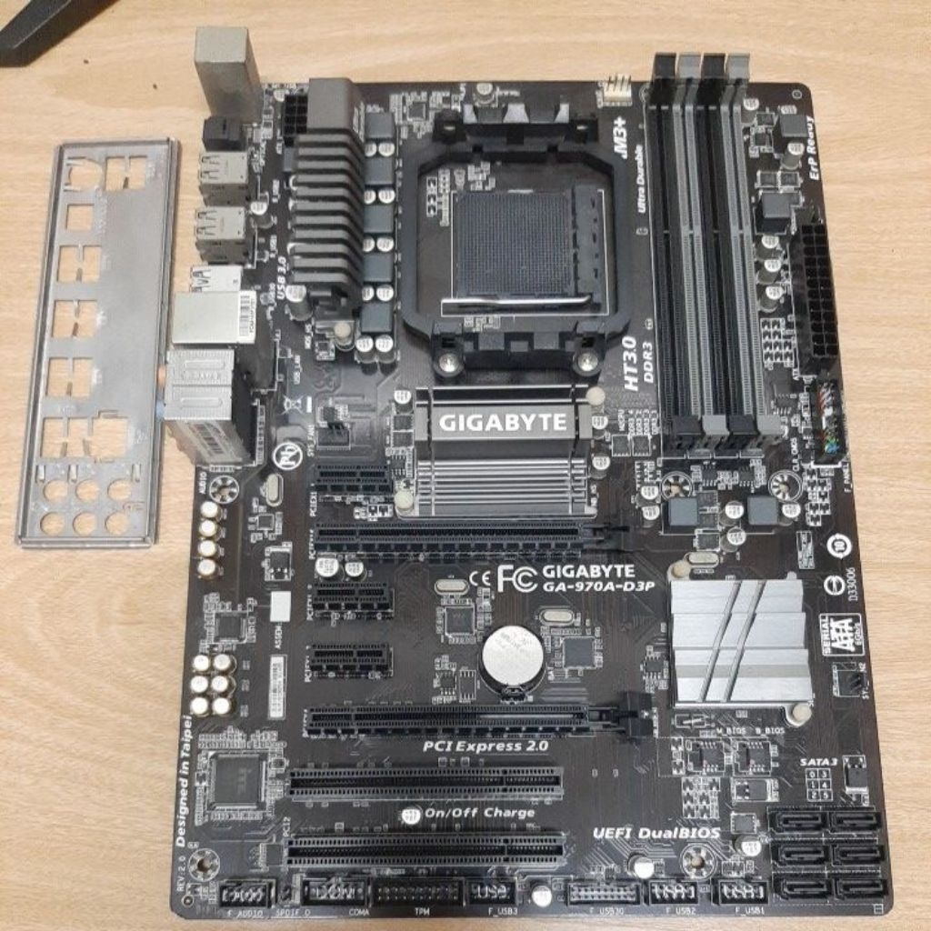 เมนบอร์ด AM3+ gigabyte ga 970a-d3p ref 2.0