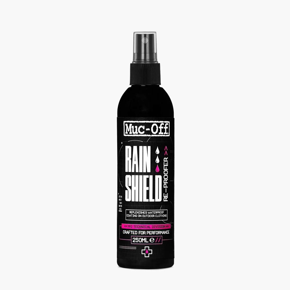 Muc-Off Rain Shield Re-proofer สเปรย์เคลือบฟื้นฟูเนื้อผ้าคุณสมบัติกันน้ำ (250ML)