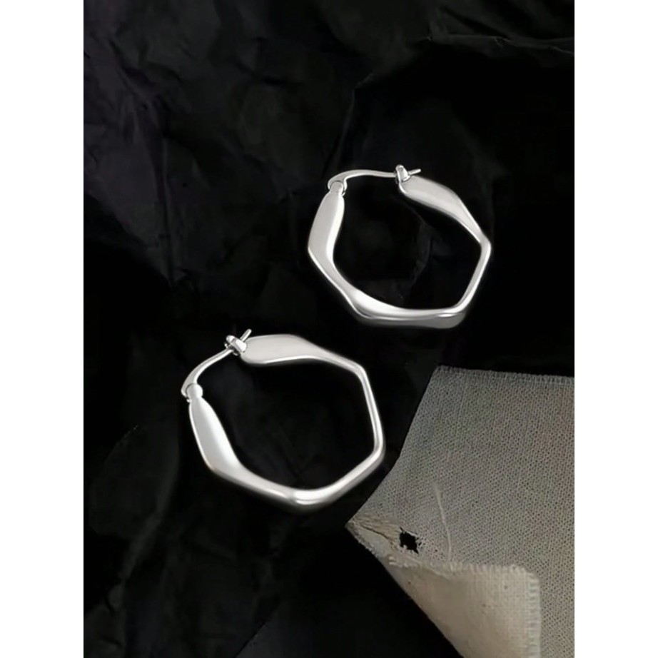 KYM.vibes - mercury hoop earrings ต่างหูห่วงเนื้อแมทท์ มีสองสี