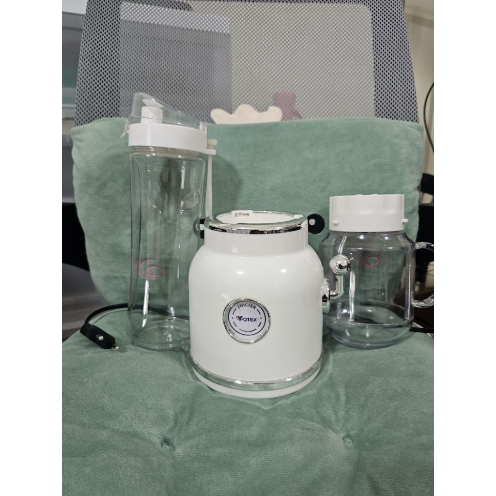 Yotex เครื่องปั่นน้ำผลไม้ มัลติฟังก์ชั่น เครื่องปั่นสมูทตี้ มือสองใช้เอง ไม่ได้ใช้เพราะมีเครื่องใหญ่