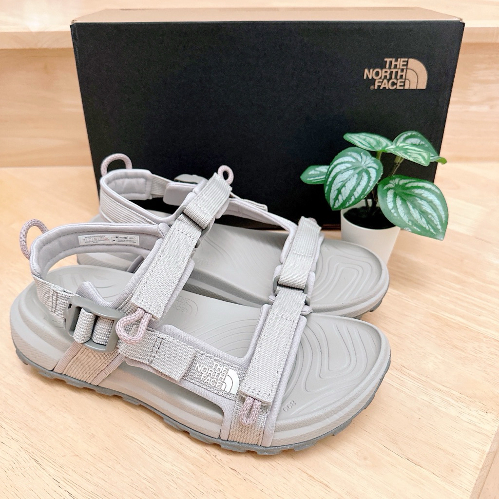รองเท้ารัดส้น the north faceแท้