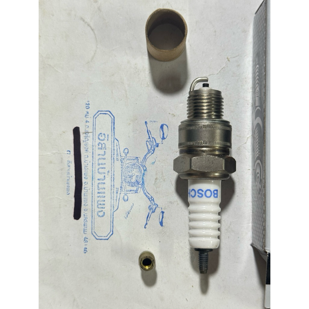 BOSCH หัวเทียน 2 จังหวะเกลียวสั้น แท้ 100% Y80 Y100/111 Belle.100-R ALFA FR80 A80 A100 RC80/100/110 Crystal ราคา ถูกที่สุด ดีลบีเคเค แกลเลอรีภาพที่ 7