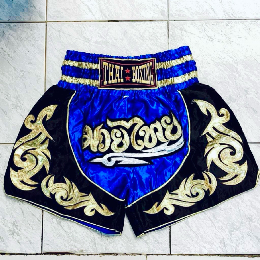 กางเกงมวยไทยของผู้ใหญ่ (Muay Thai) ผ้าซาตินอย่างดี ปักอักษรมวยไทยด้านหน้า  ปักลายไทยด้านข้าง  สีสันสวยงาม - รูปที่ 6