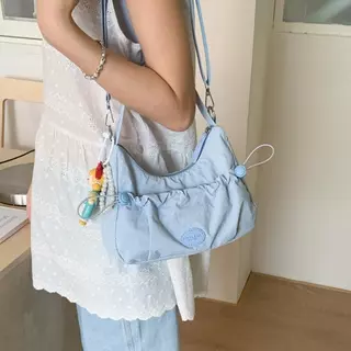 Bellaja💗จัดส่งในพื้นที่ กระเป๋าเกาหลี ปรับระดับได้ ผ้าไนล่อน ทรงคลัทช์ แต่งจับจีบ กระเป๋าสะพายข้างทรงจีบใบเล็ก น้ำหนักเบ