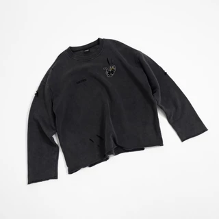 URTHE - เสื้อสเวตเตอร์ เเต่งขาด Oversize รุ่น TROUBLE PAWS SWEATER (SUPER BOSS Series)