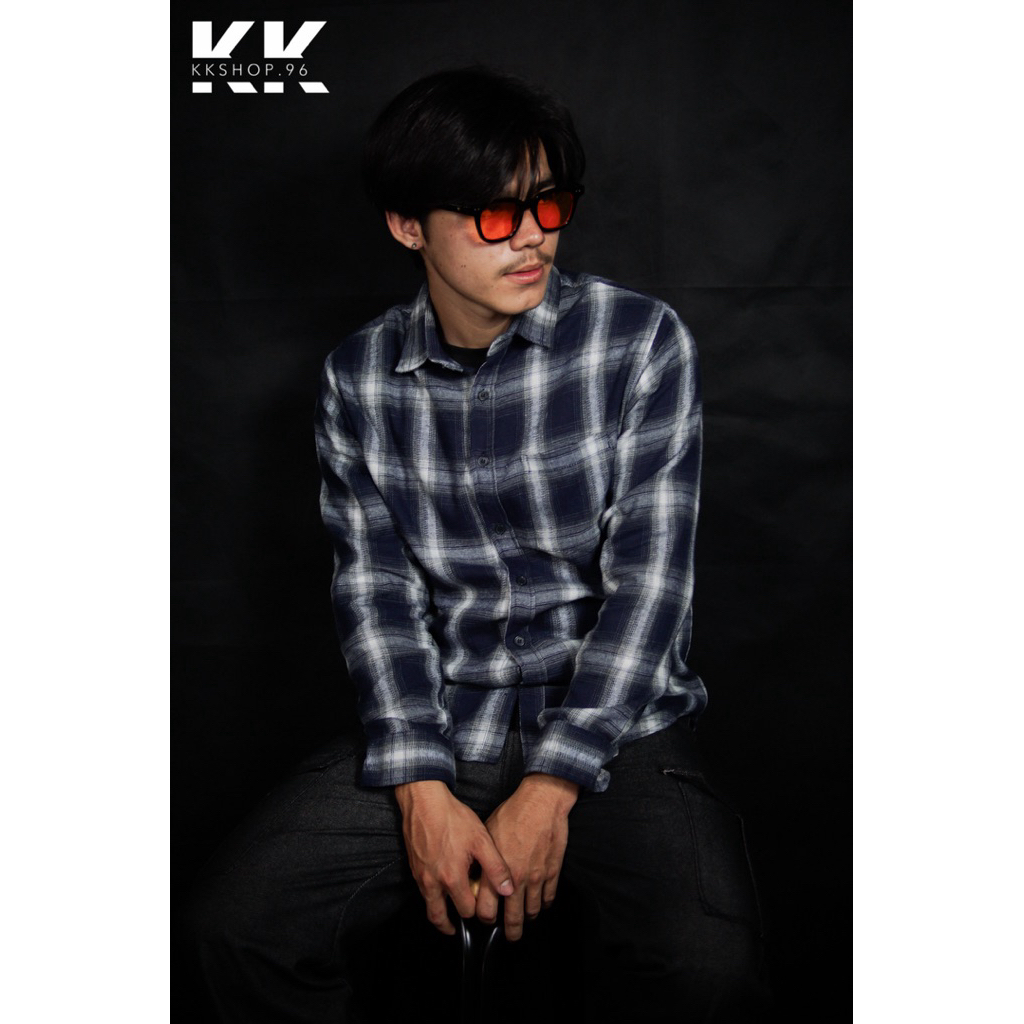 เสื้อลายสก็อต Kkshop.96 - สีกรมเทาขาว