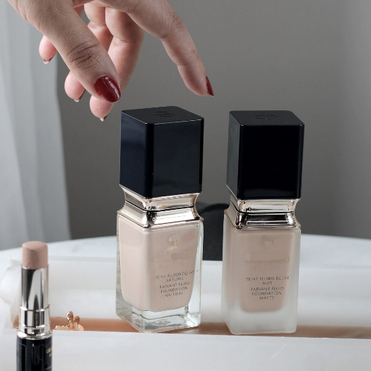 แบ่งขายของแท้ พร้อมส่ง! แบ่งขายรองพื้นไฮโซ CLÉ DE PEAU Radiant Fluid Foundation Natural / Matte