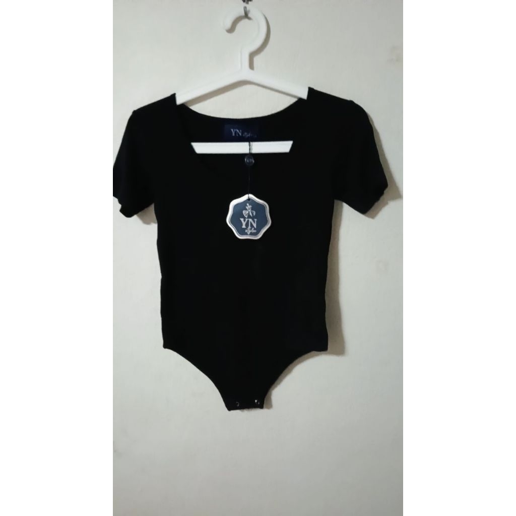 ชุดบอดี้สูท ไซร้ M มี 5สี 5แบบ ผ้านุ่มหนาใส่สบาย เปิดเป้าได้ตรงเป้าเป็นกระดุมเป๊ก