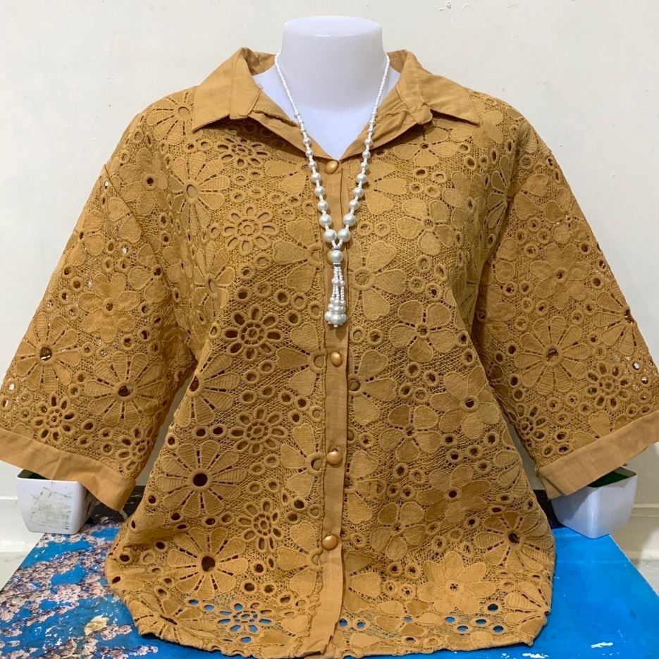 เสื้อผ้าใส่งานบุญ เสื้อลูกไม้กระดุมหน้ารอบอก38-40-42/44/46/48-50-52/54-56นิ้วฟรีไซส์  เสื้อผ้าลินินผสม งานแต่ง งานบวชฯ