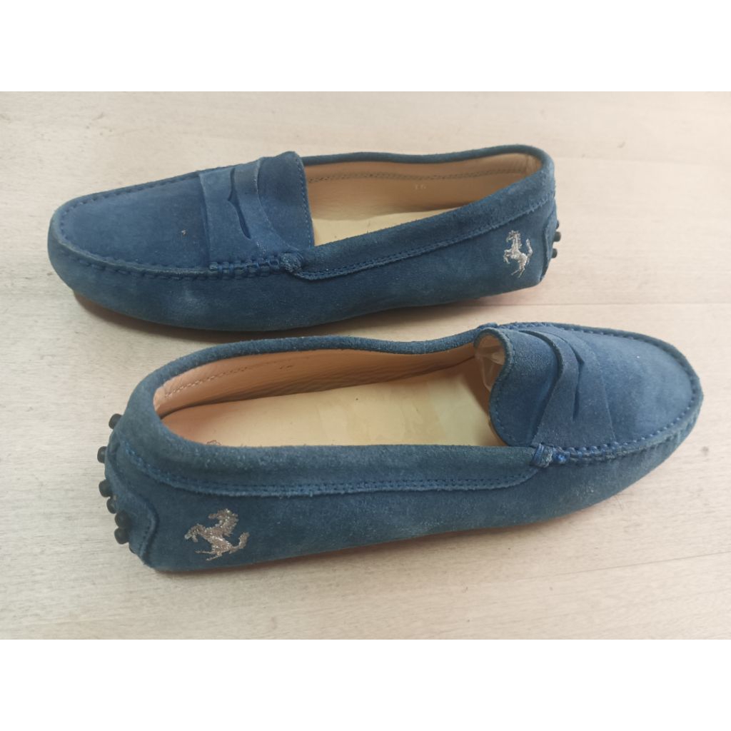 Tod's Ferrari Loafers shoe / size 6us  36eu  23cm