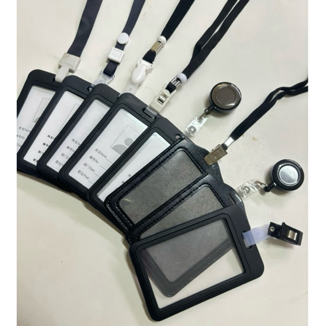 ซองป้ายชื่อพร้อมสายคล้องคอ สีดำ 26 บาท ครบชุด ส่งด่วน คลิปซองป้ายบัตรสีดำ!! ราคาถูก!!คลิปพลาสติก ป้ายบัตรพนักงาน