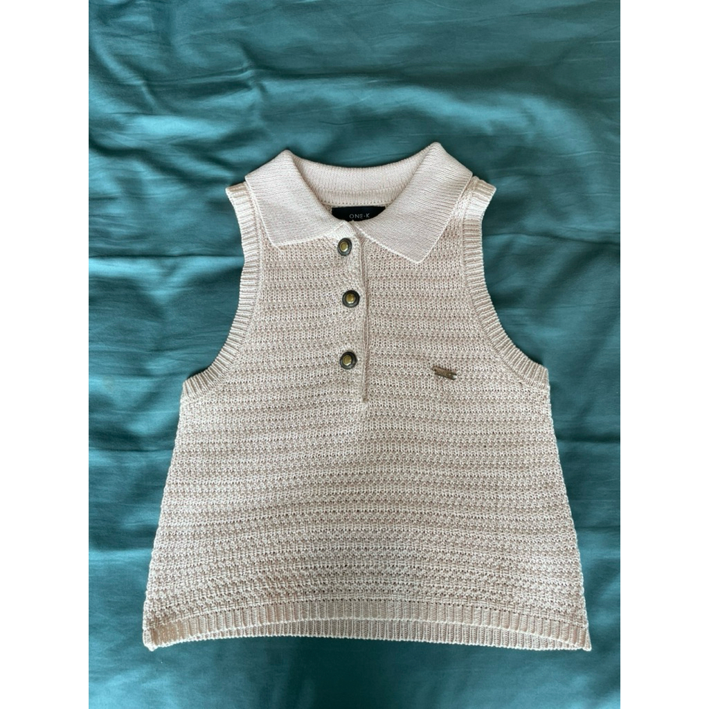 เสื้อไหมพรมแขนกุด one-K