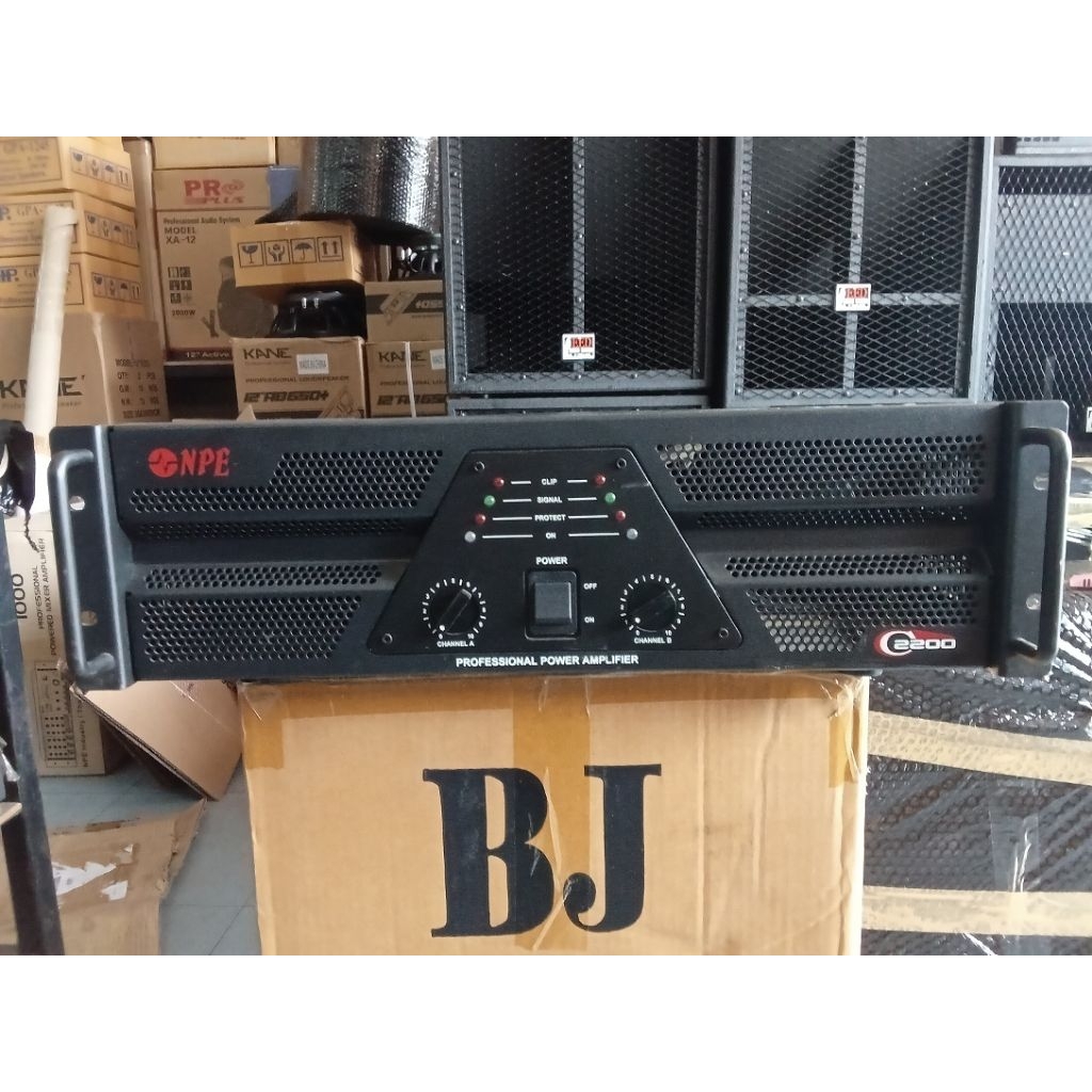 แอมป์ขยาย NPE C2200..........