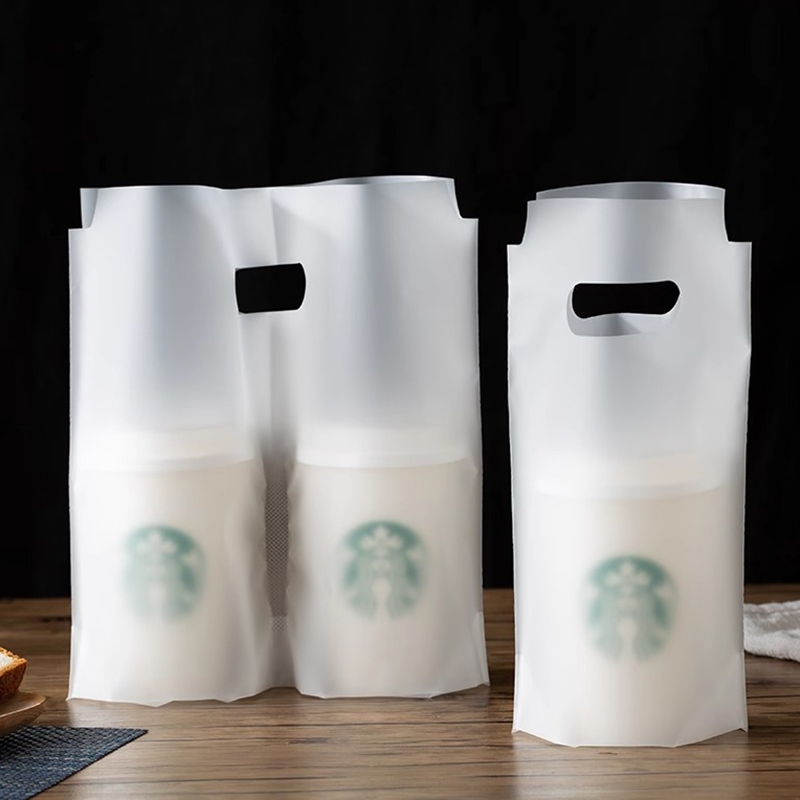 50 ตัวถุงชานมที่ย่อยสลายได้ เครื่องดื่มน้ำผลไม้ เดลิเวอรี่ ล้างถุงคู่ถ้วยเดี่ยวที่กำหนดเอง