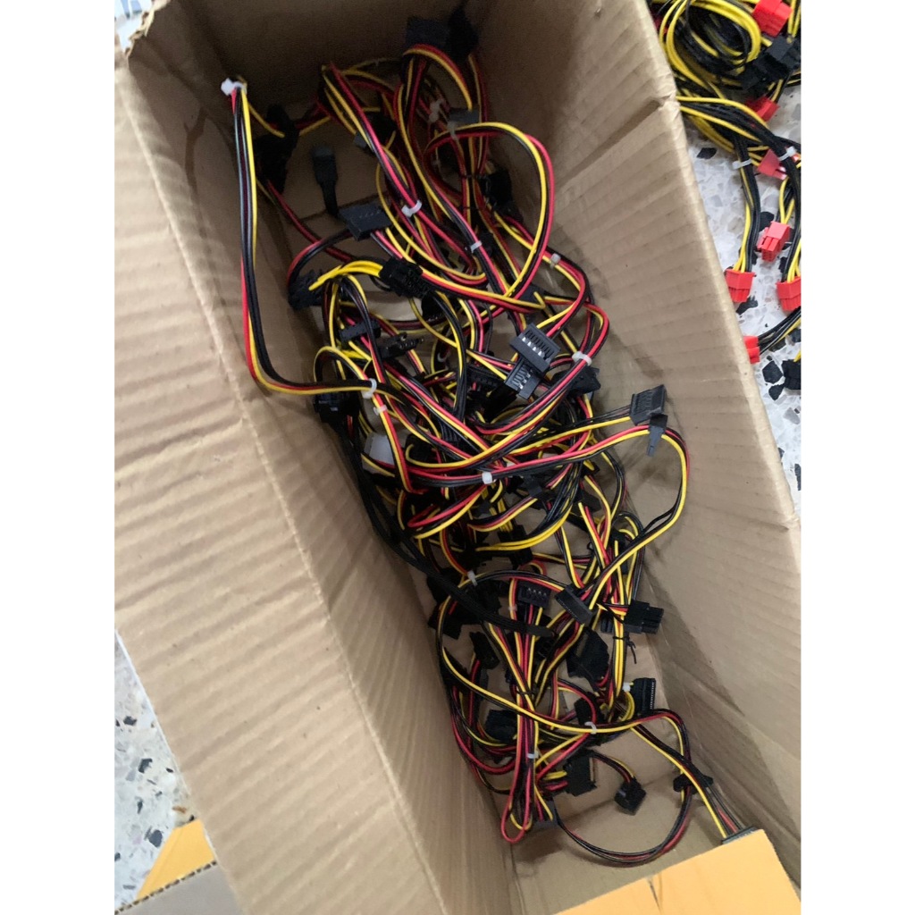 ถามร้านก่อนสั่ง สายไฟของ เฉพาะสายไฟ m1650 thermaltake