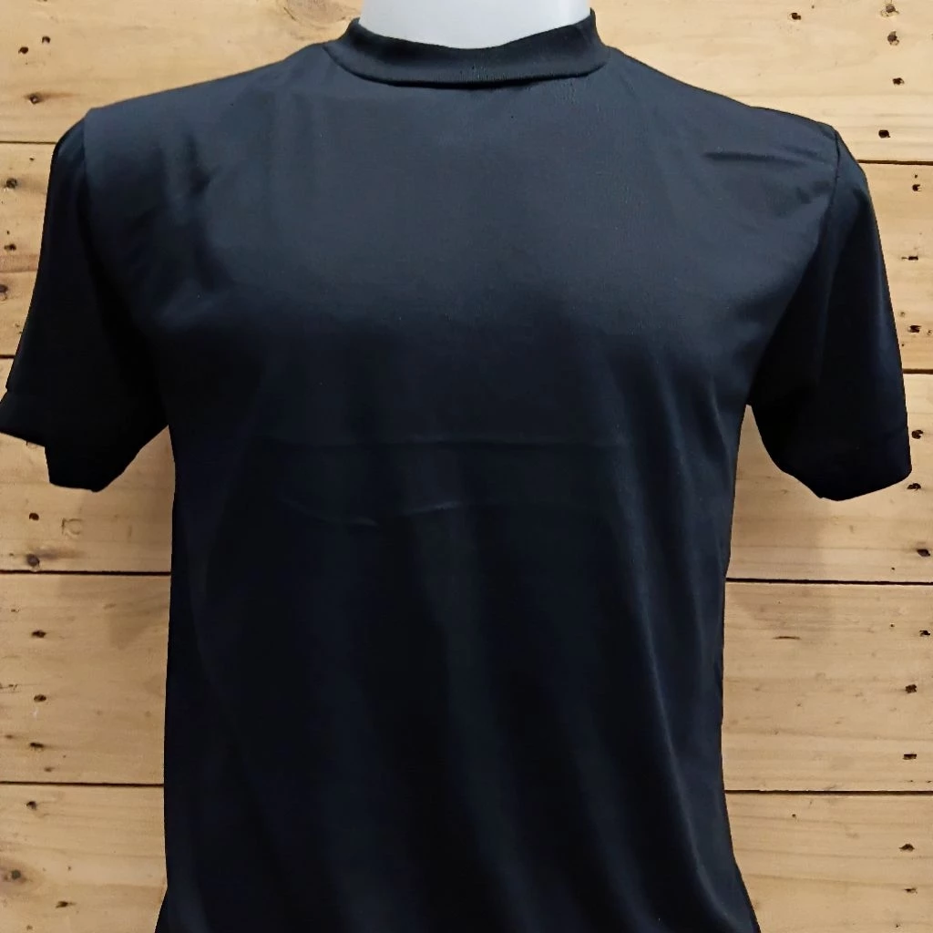 เสื้อคอกลมสีดำผ้าบาง50