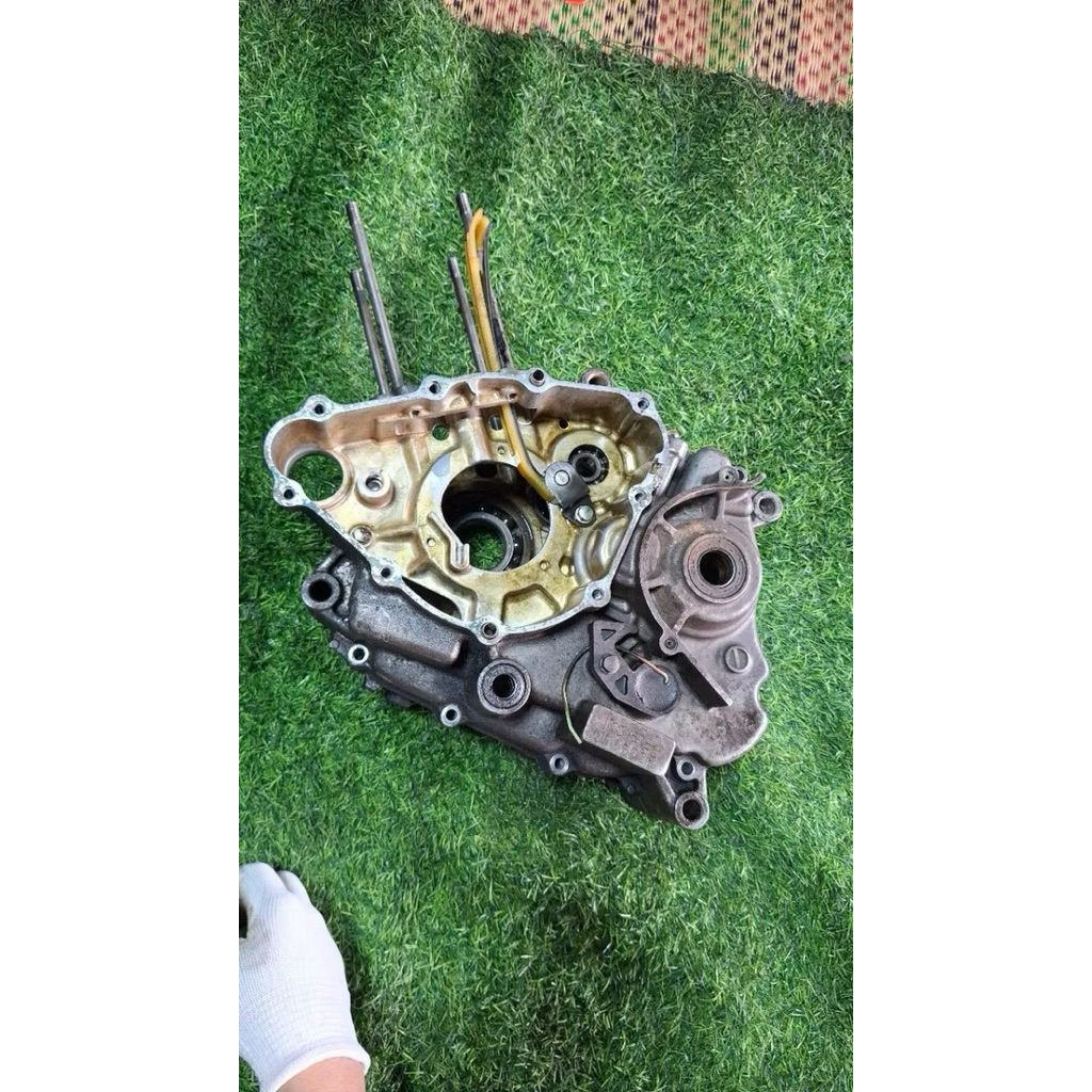 แคร้งกลางซ้ายขวา CBR150i CBR150 สินค้าแท้มือสอง