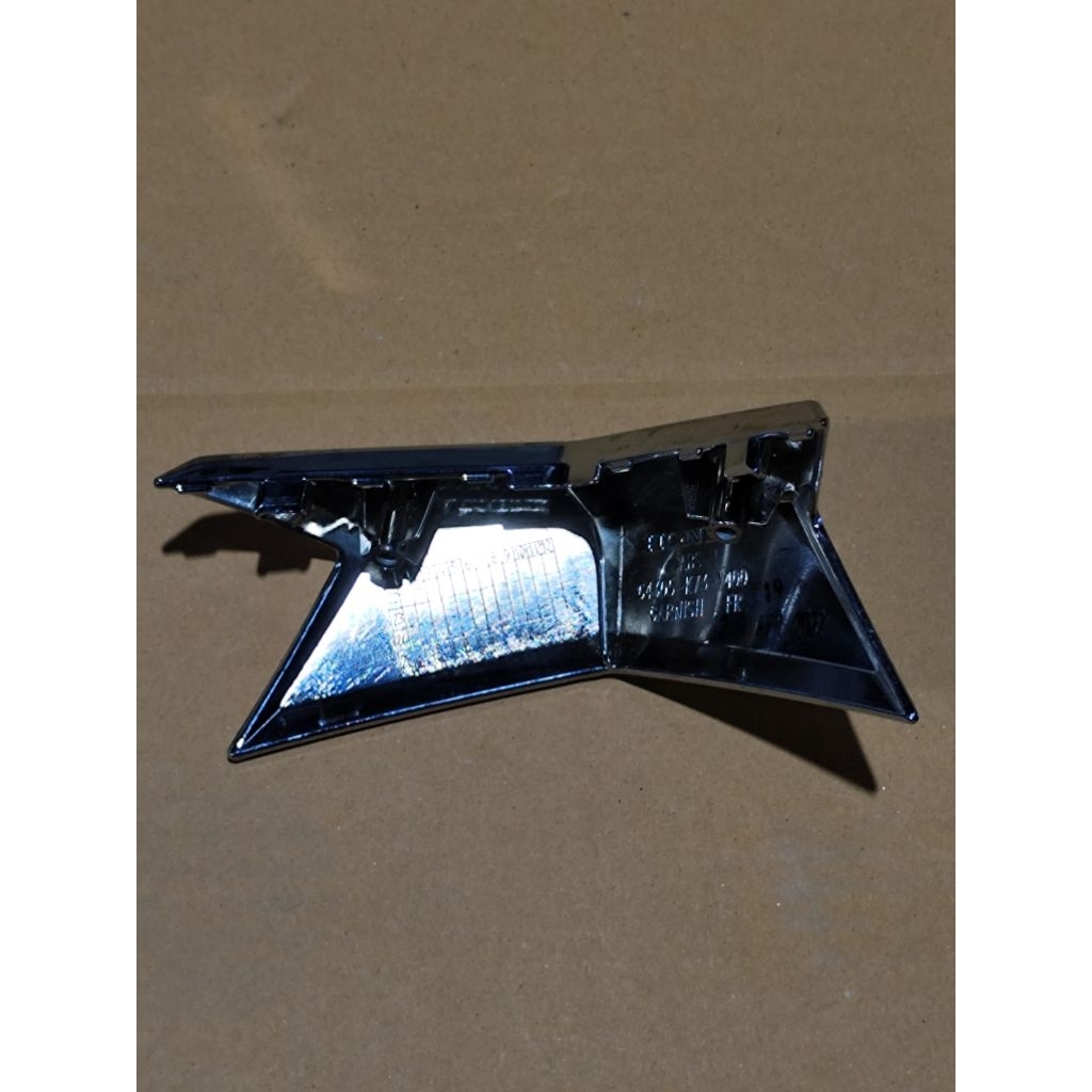 แผ่นประดับด้านหน้า Honda WAVE125i LED 2016-2020 รหัส 64305-K73-V40 สภาพ 80%รายละเอียดตามรูปมือสองของ