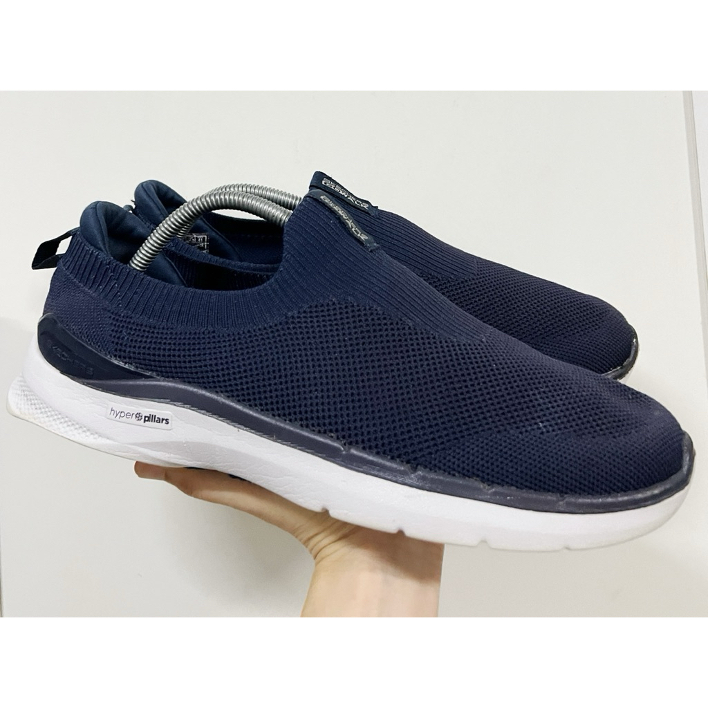 รองเท้ามือสอง Skechers Slip-on Hyper Pillarsสีกรม⛔️Size EUR 43ยาว 27.5 cm.⛔️