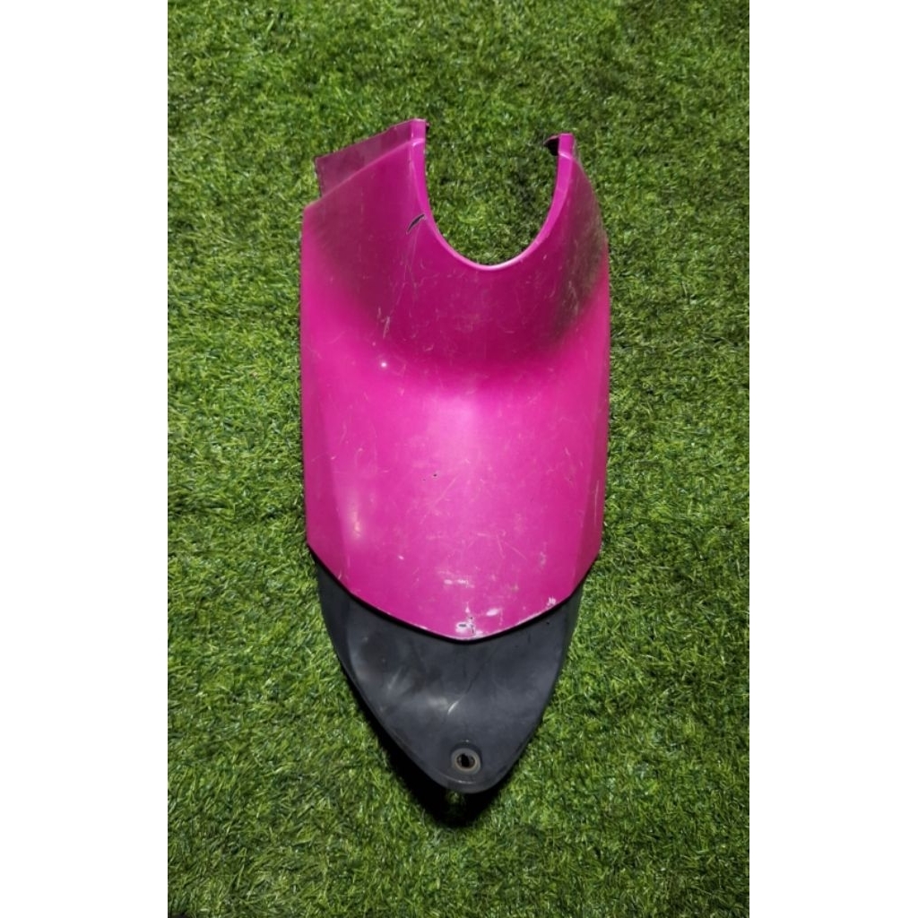 ฝาครอบใต้เบาะสีเทาพร้อมฝาครอบแผ่นรองพักเท้า สำหรับรุ่น FINO FI 115i อะไหล่แท้มือสอง YAMAHA 1YC-f172W