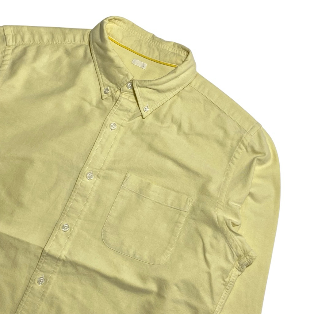 เสื้อเชิ้ตคอปกแขนยาวแบรนด์ GU มือสองสภาพดีมาก