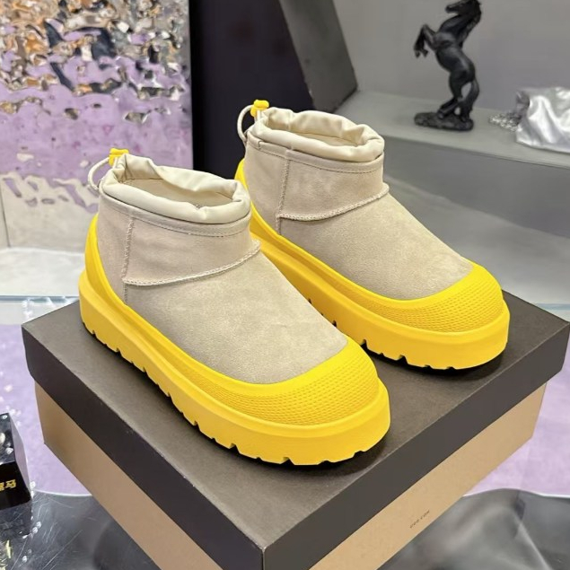 UGG CLASSIC ULTRA MINI หนังนิ่มอบอุ่นสบายกระบอกสั้นรองเท้าหิมะสำหรับผู้ชาย / ผู้หญิง