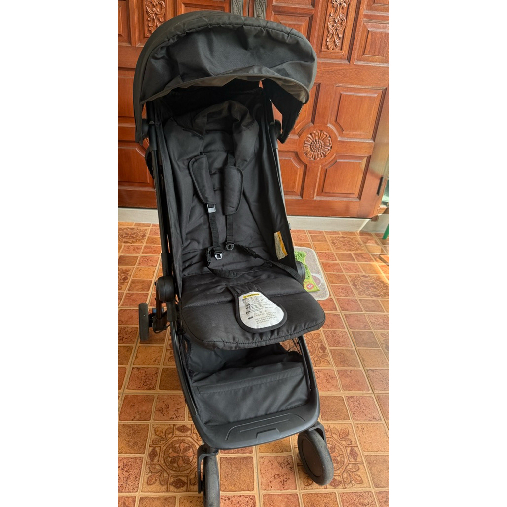 รถเข็นเด็ก น้ำหนักเบา พับได้ mountain buggy nano stroller มือสอง