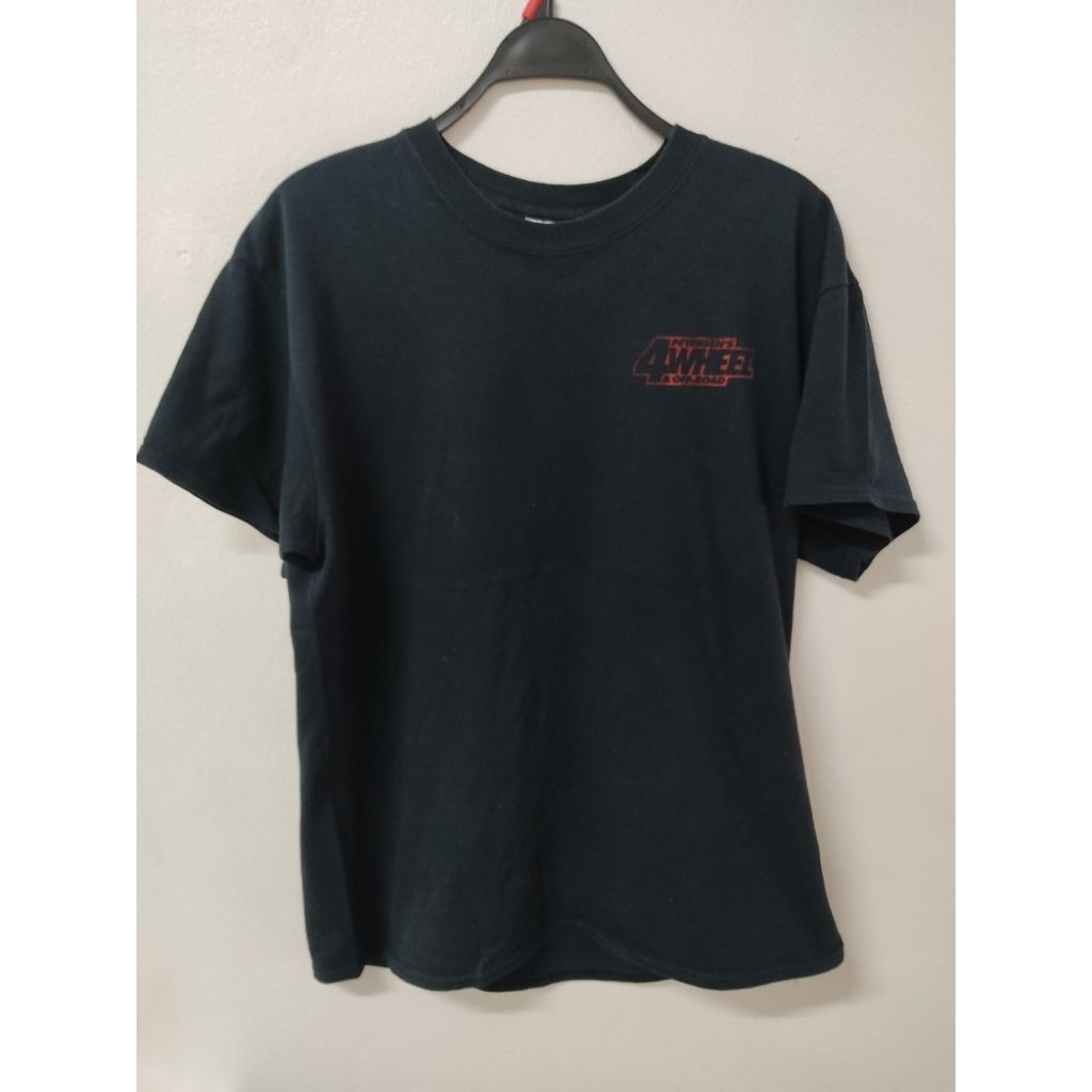 เสื้อยืดดำ gildan ultra cotton สกรีน 4wheel