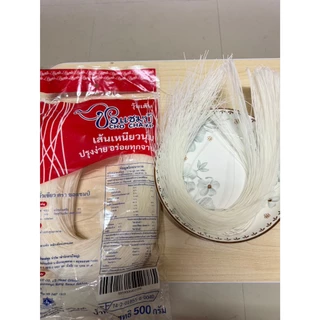 สินค้าขายดี วุ้นเส้นเหนียวนุ่ม ตราชอแชมป์ 500 กรัม 3 ซอง