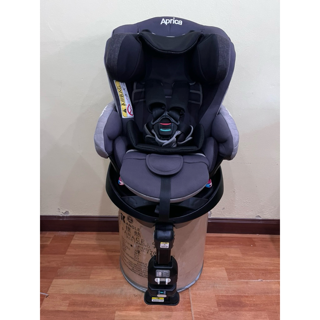 คาร์ซีทAprica fladea grow สำหรับเด็กแรกเกิด ถึง4ขวบ ระบบเบลล์นะคะ