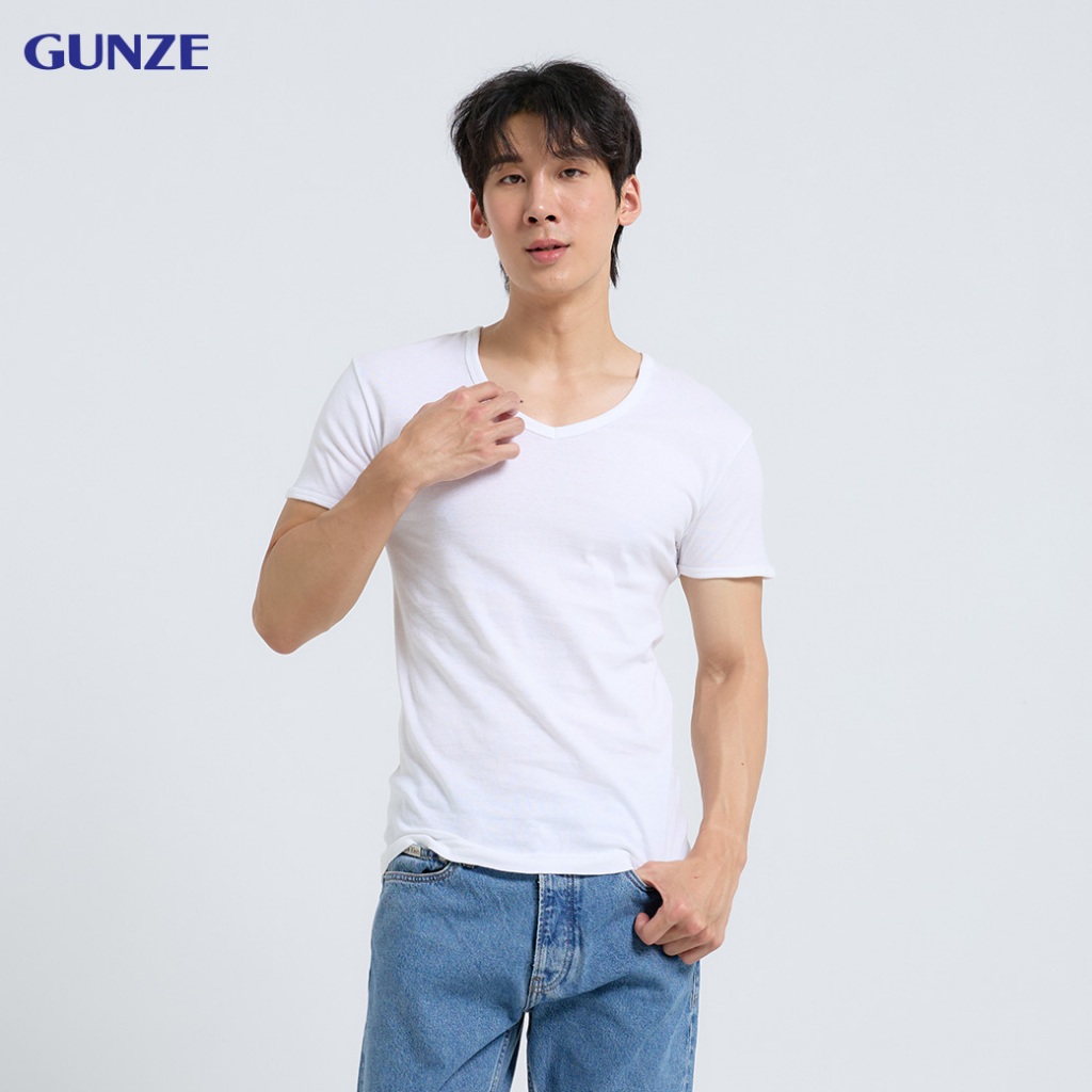 GUNZE กุนเซ่ เสื้อยืดผู้ชาย แขนสั้น คอวี สีขาว (WH) รหัส GS1631
