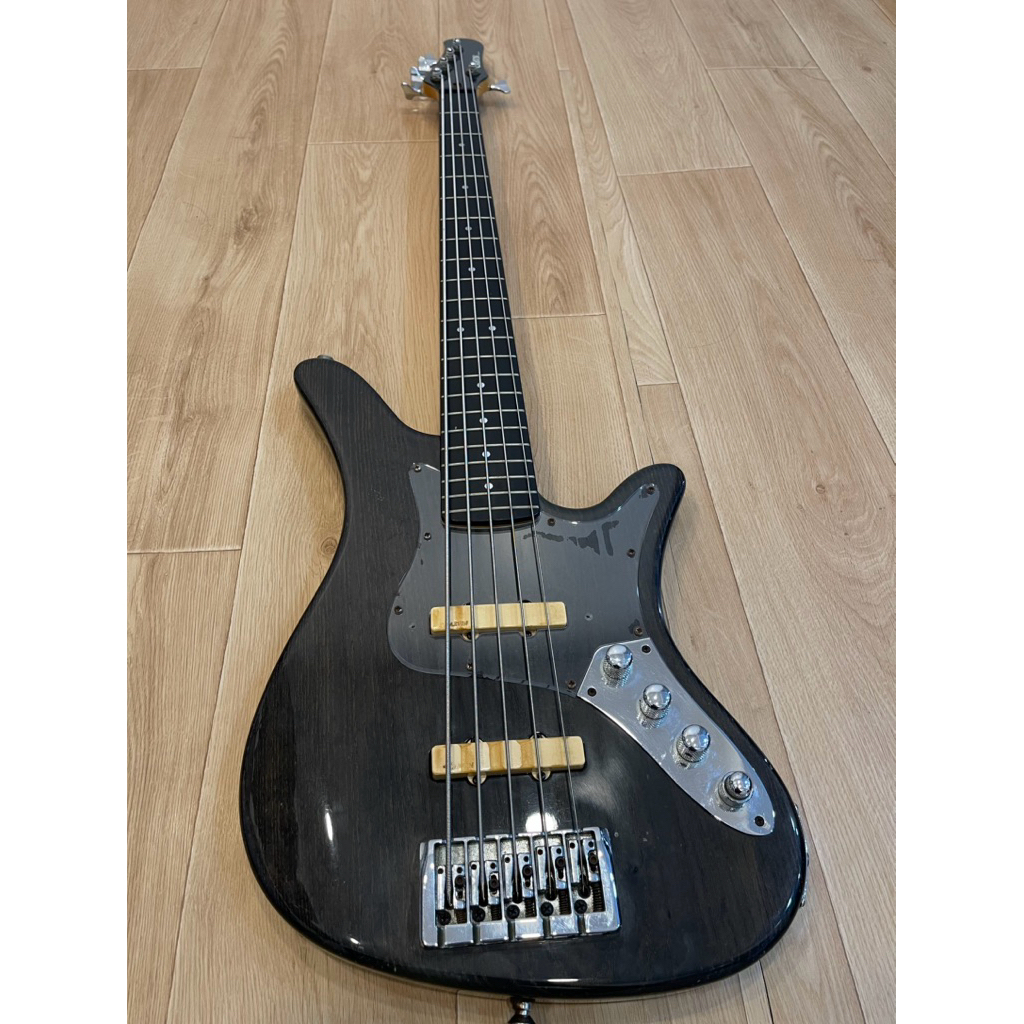 เบส carvin sb5000usa