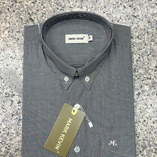 เสื้อเชิ้ตลายริ้ว พื้นสีเทาดำเส้นสีขาว ทั้งแขนสั้นและแขนยาวน…