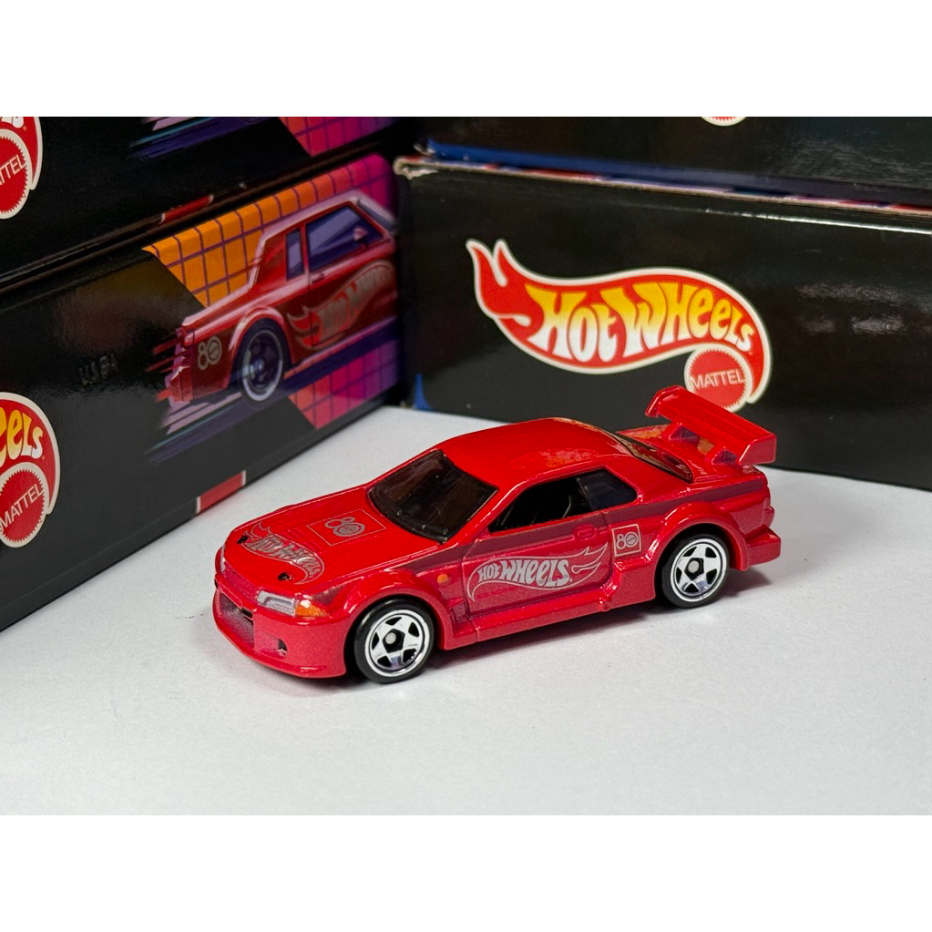 Hot Wheels Nissan Skyline GT-R (R32)  from 80th Mattel Anniversary 8 Pack ขนาด 1:64 นอกแพ็ค สภาพดี ของพร้อมส่ง