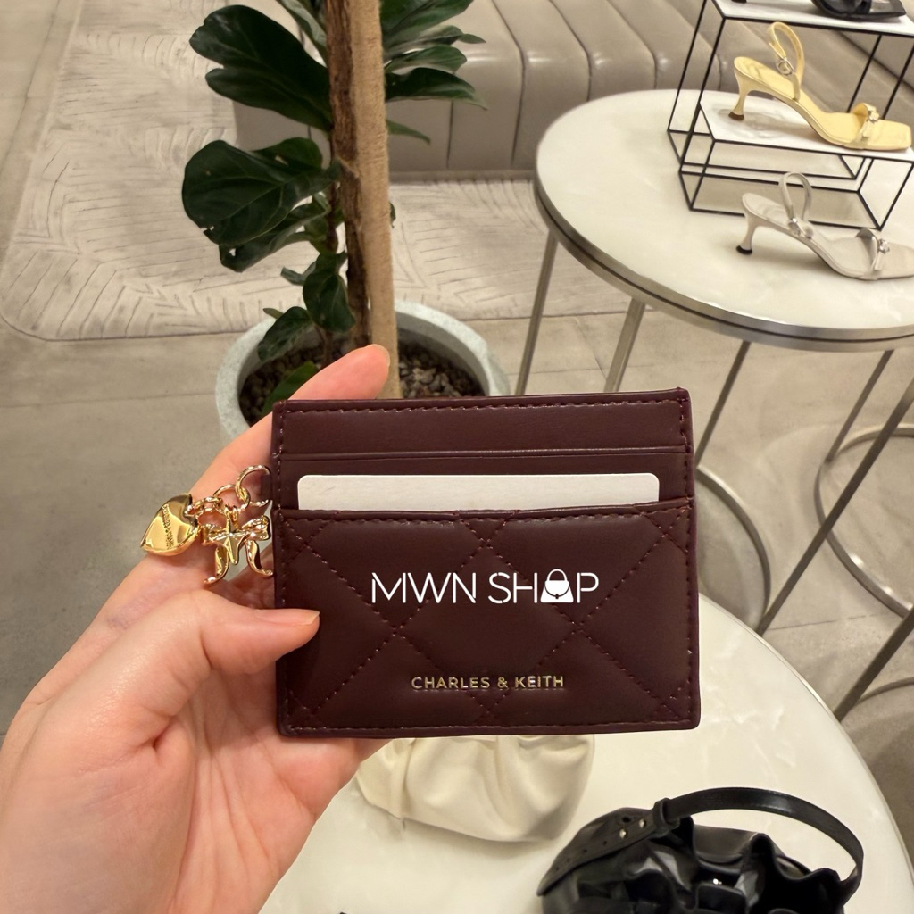Charles&keith กระเป๋าใส่บัตร มีโค้ดลด30% arrietty พร้อมกล่อง ถุงกระดาษ ของแท้จากชอป ราคา ถูกที่สุด ดีลบีเคเค แกลเลอรีภาพที่ 4