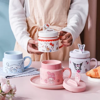 【ของแท้】Sanrio ซานริโอ แก้วเซรามิก มีฝา 400ml ฝาเป็นที่วางโทรศัพท์ ลายน่ารัก กล่องสวยงาม ของขวัญวันหยุด ใช้ทุกวัน ส่งฟรี