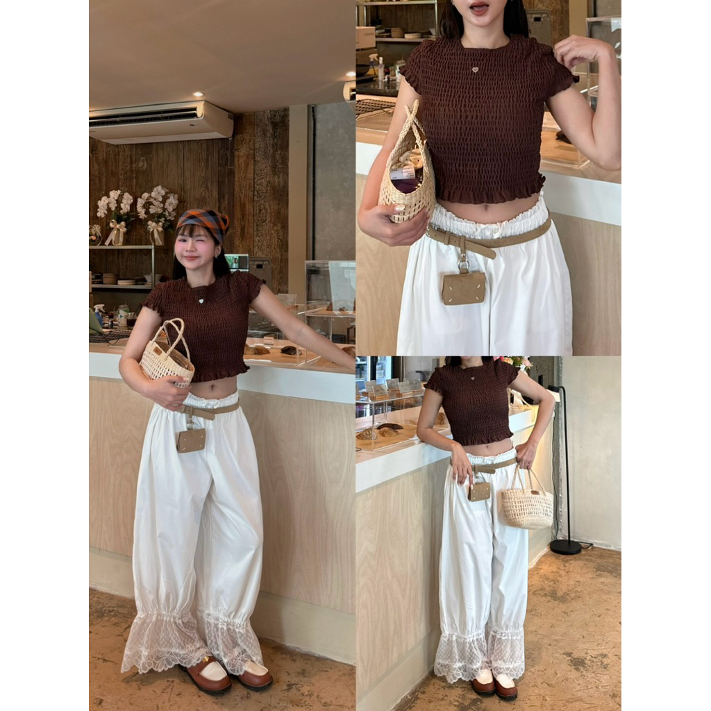 เสื้อยืดแขนสั้นคอกลม ผ้ายืดได้ตามขนาดตัวผ้าไม่บางนะคะ เอวลอย ทรงสวยเข้ารูป**พร้อมส่งนะคะ**