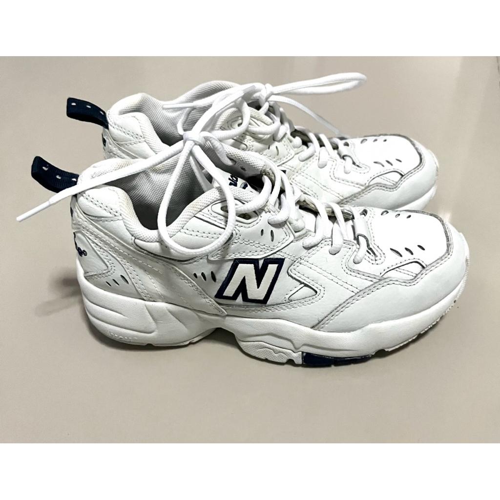 รองเท้าผ้าใบ New balance 608 สีขาว size 37/23.5