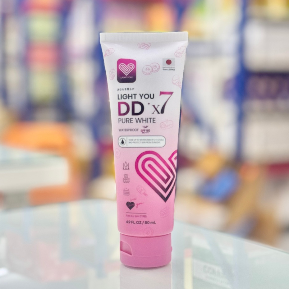 ดีดีไลท์ยู spf50pa+++ ไลท์ยู ดีดี เพียว ไวท์ บอดี้ ครีม 80ml. กันแดดไลท์ยู กันแดดไลค์ยู LIGHT YOU DD X7 ครีมพอกผิว