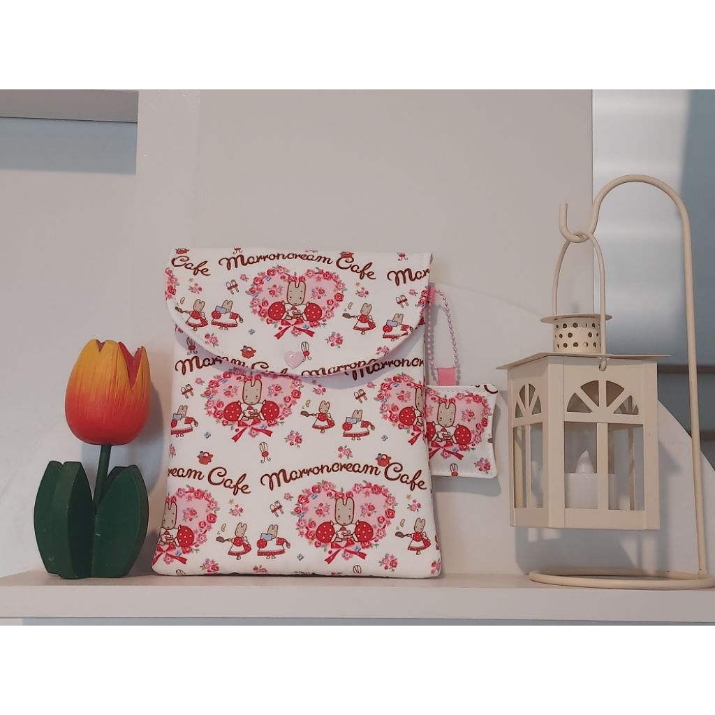 กระเป๋าใส่ E-reader / Handmade Marrron Cream/Peter Rabbit และลายอื่นๆ ทักเลือกลายได้ มีมากกว่า 100 ลายค่ะ ราคา ถูกที่สุด ดีลบีเคเค แกลเลอรีภาพที่ 3