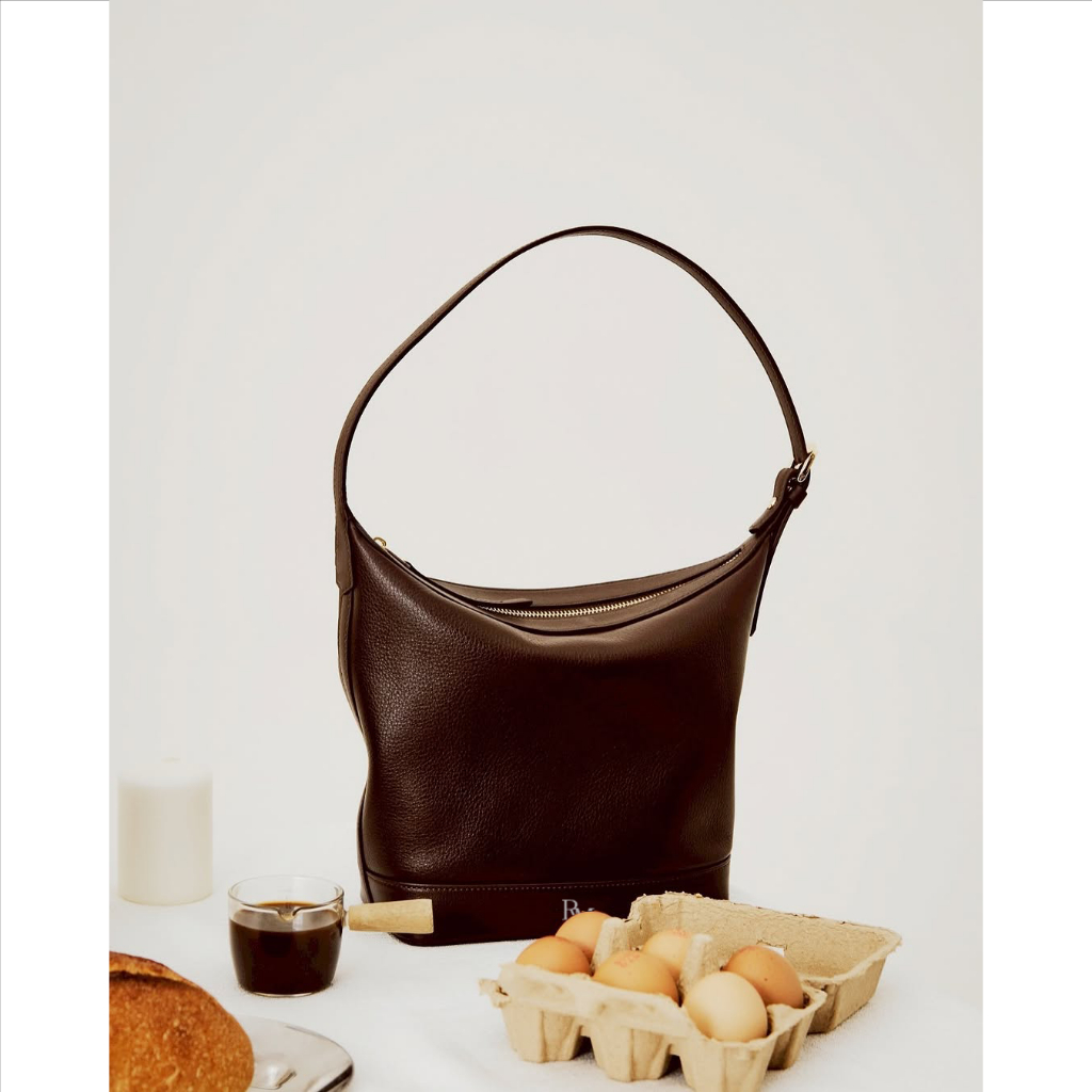 Rally Movement - Hannam the bag กระเป๋าสะพาย หนังวัวแท้ หนังนิ่มมากๆ rich brown Shoulder toteBag