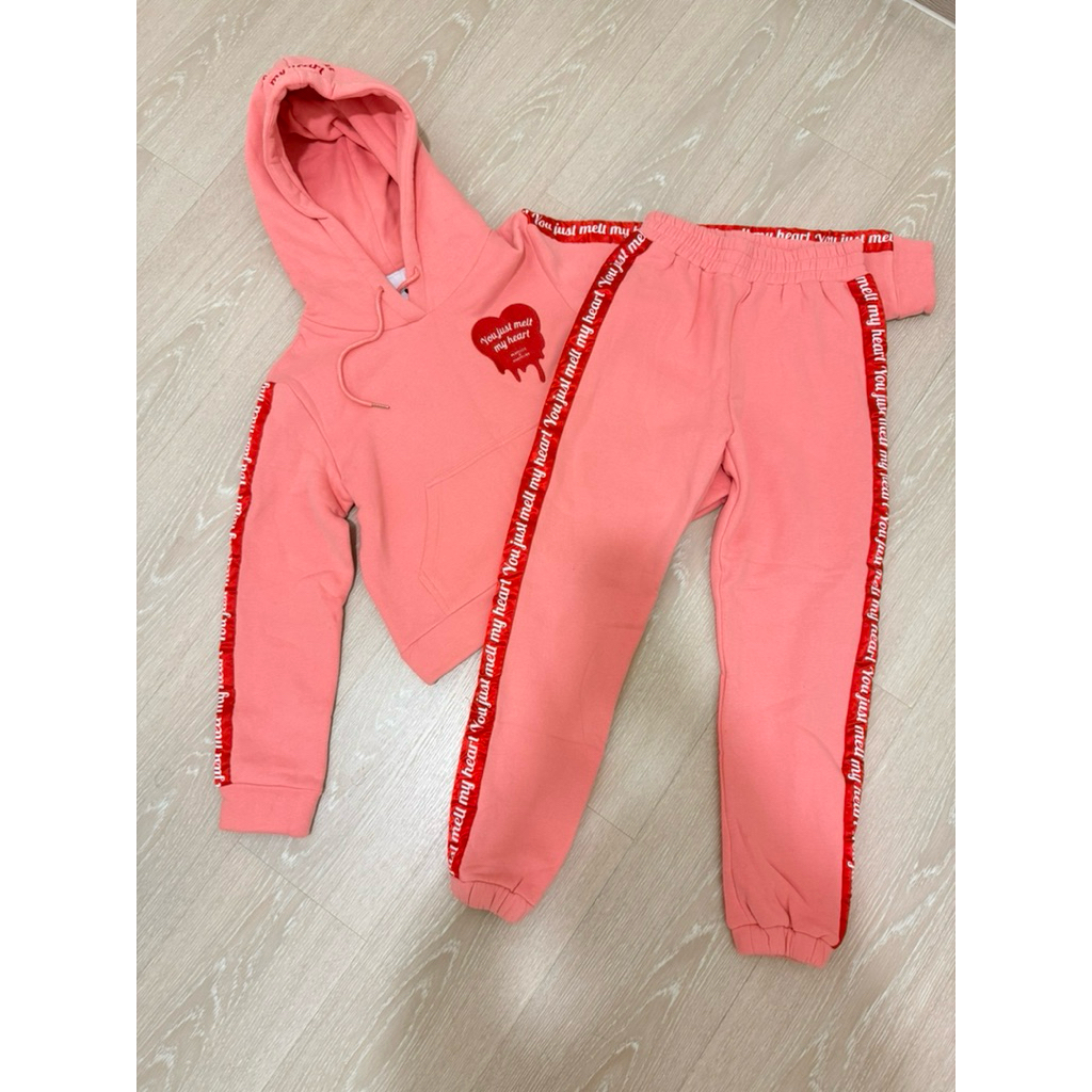 ส่งต่อ Flat2112 x Coatover สีชมพู ไซส์ M