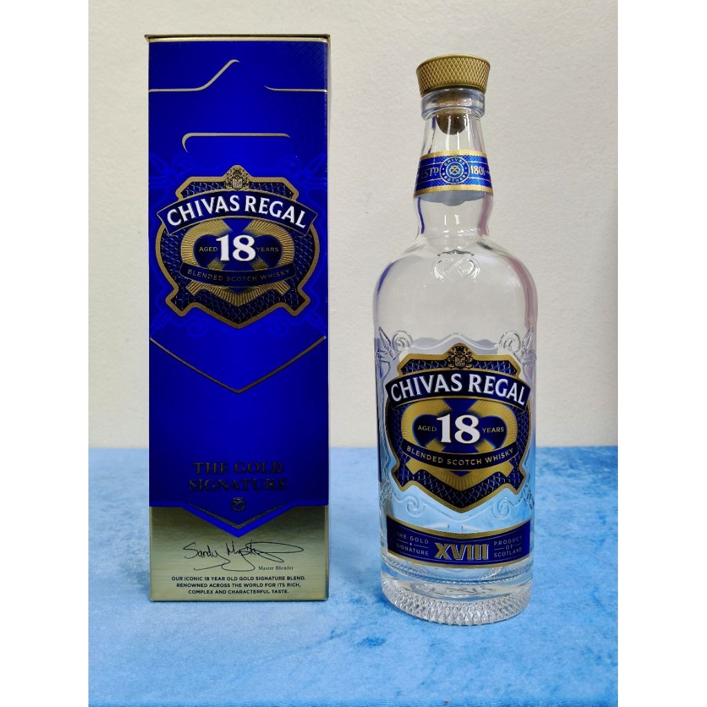 ขวดเปล่าพร้องกล่องเหล็ก Chivas Regal 12 ปี รุ่นพรีเมี่ยม