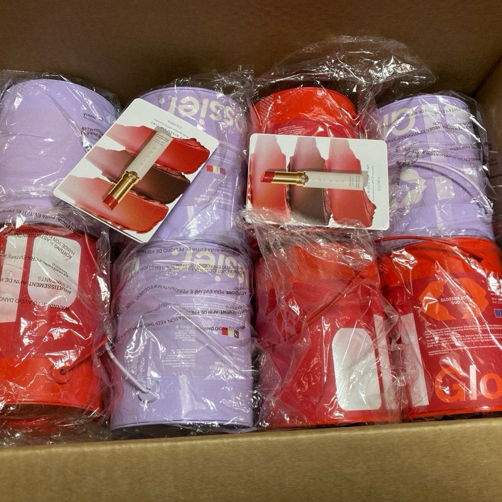 [พร้อมส่ง / แท้ 💯] Glossier You   Eau de parfum