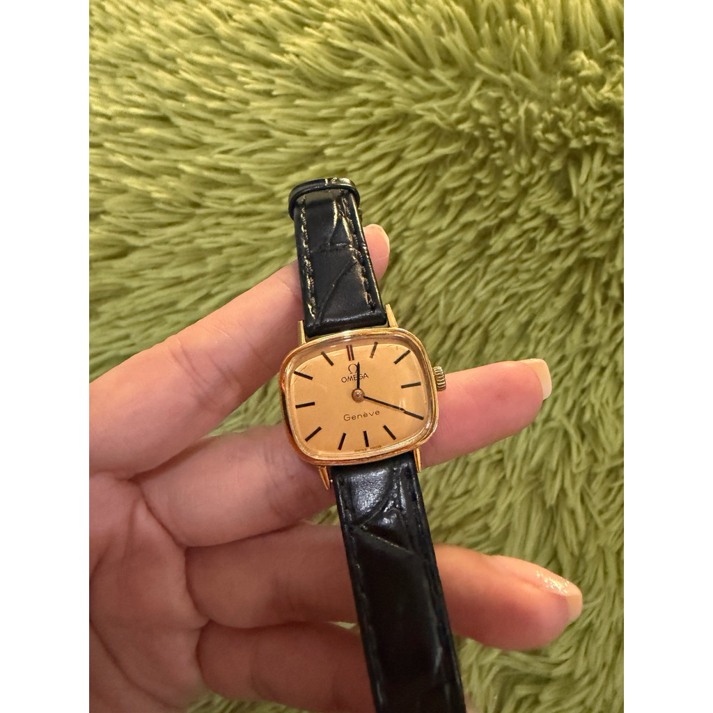 นาฬิกา omega geneve มือสอง ของแท้