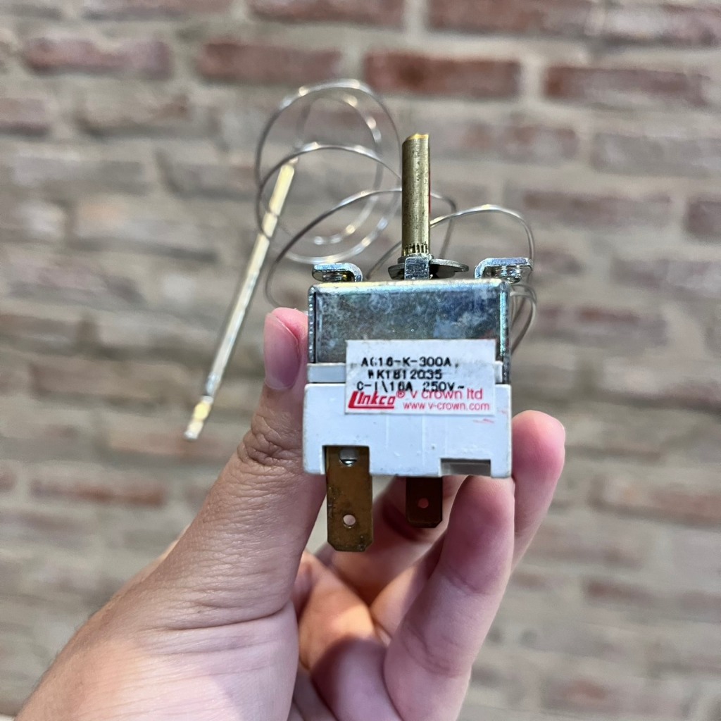 เทอร์โมสตัทหม้ทอดไฟฟ้า AG16-K-300A ตัวจำกัดอุณหภูมิรีเซ็ตอัตโนมัติหม้อทอดไฟฟ้า