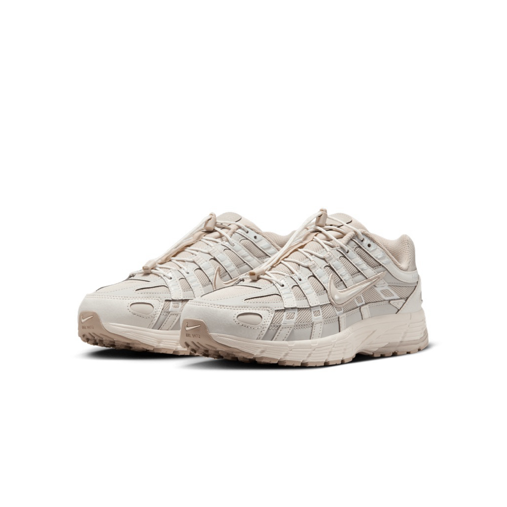 รองเท้า  Nike P-6000