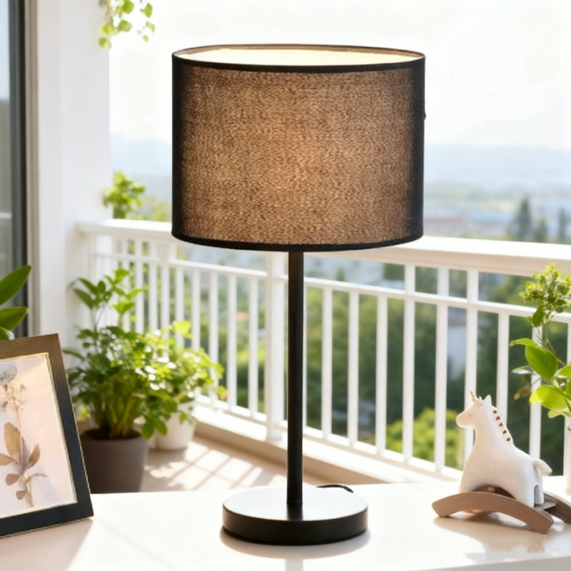 Nordic Vintage စတိုင် စားပွဲတင်မီးအိမ် - အိပ်ခန်း/အိပ်ရာဘေး/စာဖတ်မီး (သံ + အထည်) E27