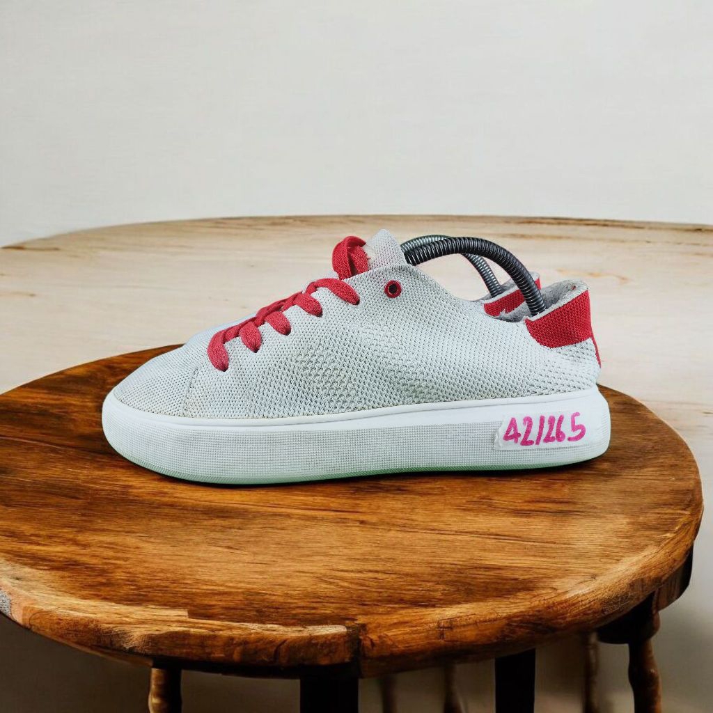 รองเท้า Discovery SIZE 42/26.5 cm