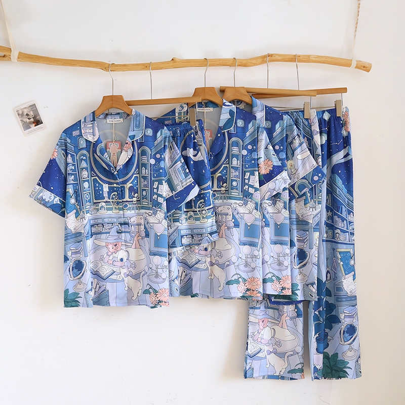 ชุดนอน Muslin Pajamas Silk Satin รุ่น Moonlit Library (N2202 T2202 L2202) | ชุดนอนชุดเที่ยว